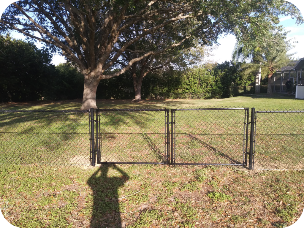 chain link drive gates